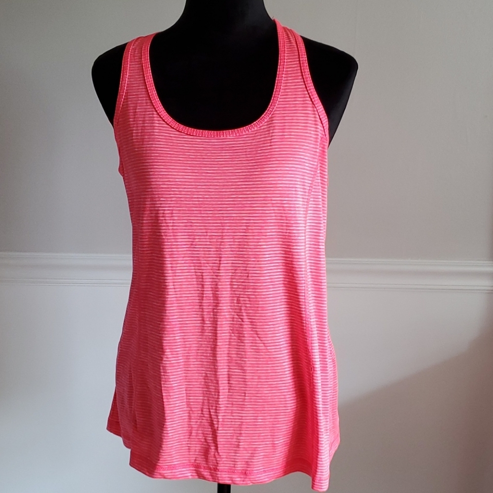 Danskin exercise racetrack tank